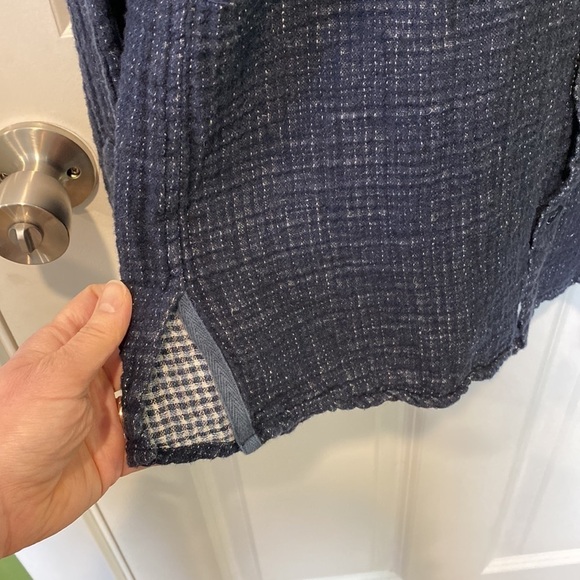 Gray By Saks Fifth Ave Linen Button Down Shirt Navy EUC - Picture 6 of 14